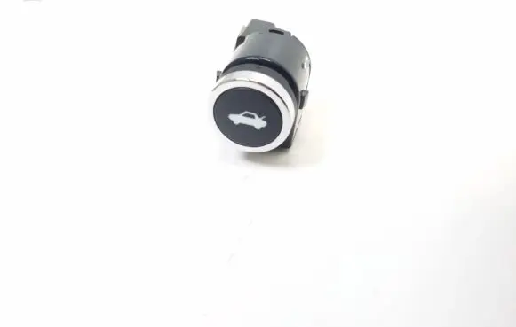 Maserati Ghibli Tailgate opening switch 68141864AA
