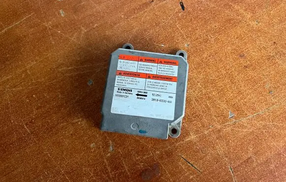 Opel Agila A Airbag control unit/module 9212541 3891083E02000 98S0009ZDM
