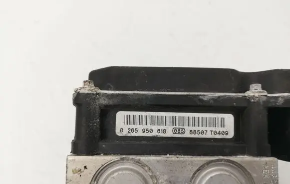 Mercedes-Benz A W169 ABS Pump A0064313812