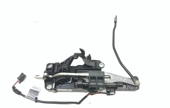 Jaguar XK - XKR Convertible roof lock/latch 6W83514A53B