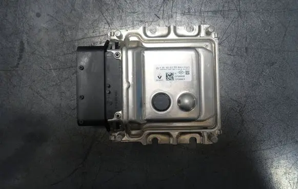 Renault Trafic III (X82) Adblue control unit 237G00049R