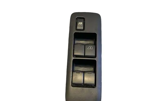 Nissan Qashqai Electric window control switch 25401JD00A