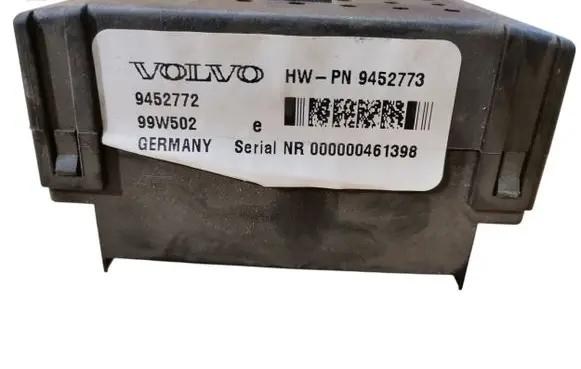 Volvo S80 Fuse module 9452772 99W502 9452773