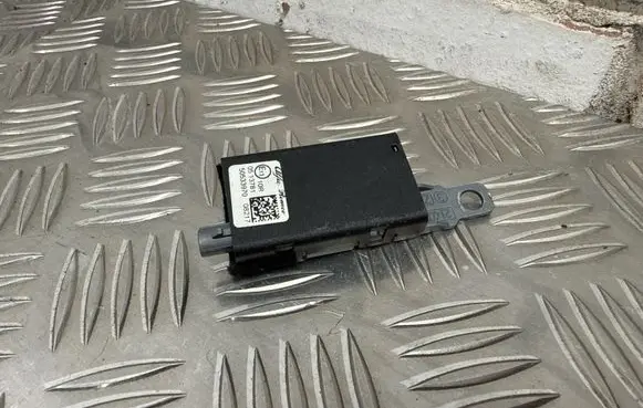 Alfa Romeo Giulia Aerial antenna amplifier 50533970