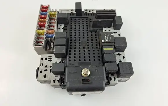 Volvo XC90 Fuse box set 9401802 8622520 0170108