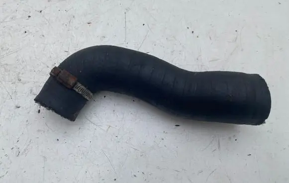 Volvo S80 Engine coolant pipe/hose