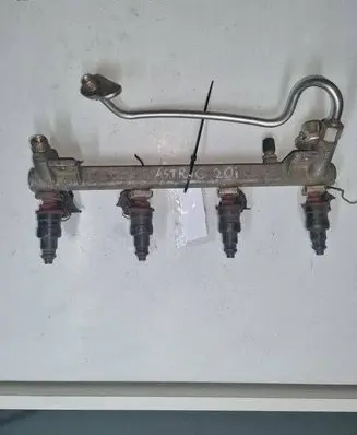 Opel Vectra B Fuel main line pipe 90411551