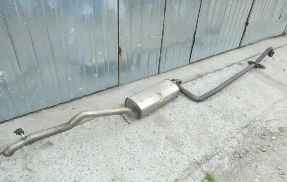 Ford Grand C-MAX Exhaust gas pipe 