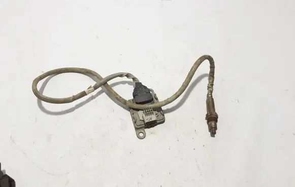 Nissan NV300 Lambda probe sensor 227908539R