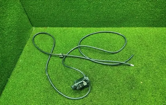 KIA Stonic Windscreen/windshield washer pump 985102J500