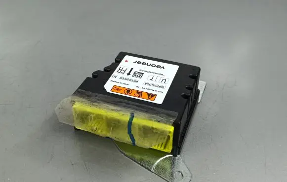 Nissan Qashqai J12 Airbag control unit/module 988206UT0A