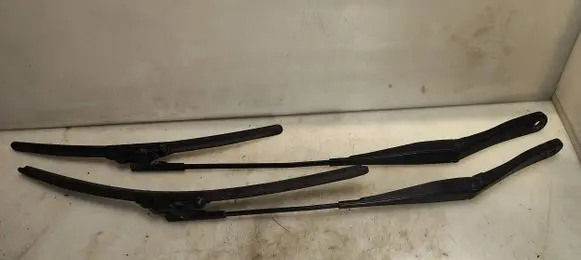 Opel Astra H Front wiper blade arm 13111220 13111219