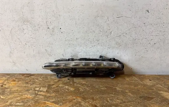 Mercedes-Benz S W221 LED Daytime headlight 89206931 A2218201756 ZGS002Q01