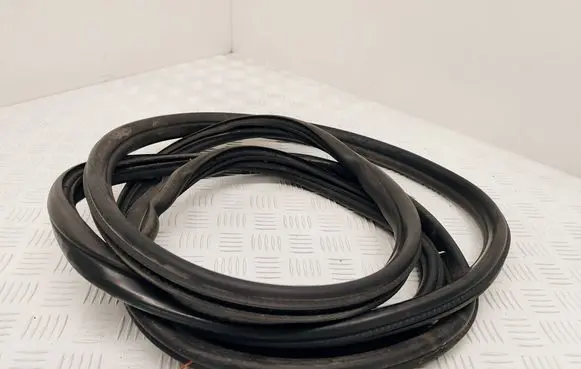 Ford Transit Custom Sliding door rubber seal 