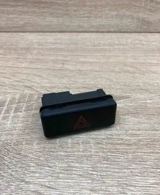 BMW 5 E39 Hazard light switch 8350947