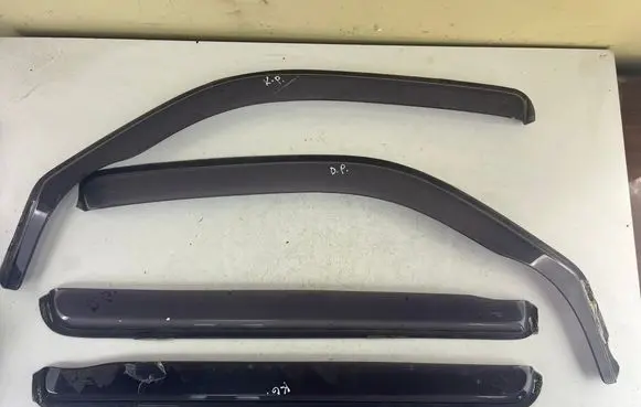 Dodge Nitro Front door wind deflector 