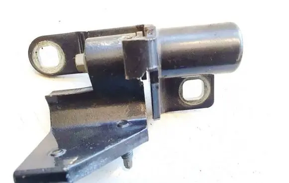 Ford Mondeo MK IV Rear door lower hinge a046575