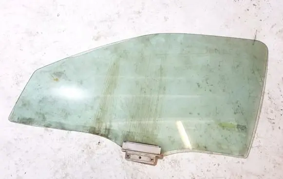 Ford Mondeo MK I Front door window glass four-door