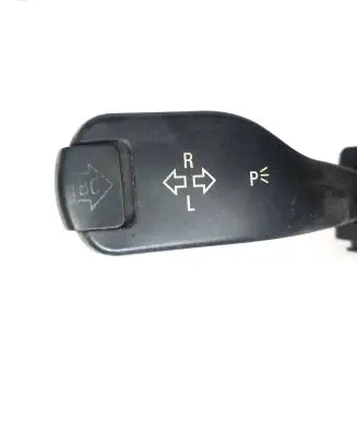 BMW 5 E39 Indicator stalk 011040105 8363668K 18331276