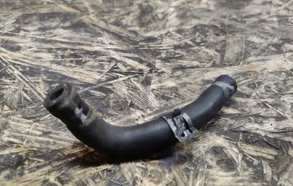 Jaguar XJL Vacuum line/pipe/hose 4W939P814AD
