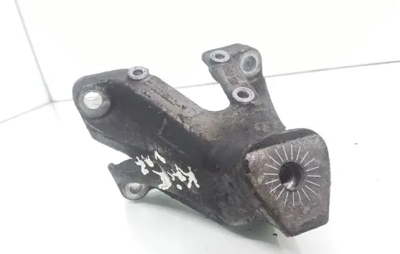 Audi A6 S6 C7 4G Engine mounting bracket 8K0199307BJ