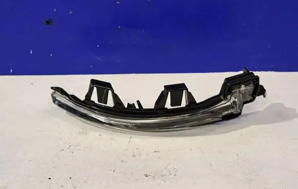 Volvo S90, V90 Mirror indicator light 31498602 31402891