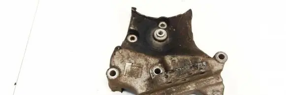 Opel Zafira B Engine mounting bracket 55210531 B813