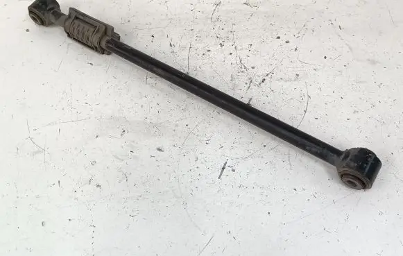 Rear control arm