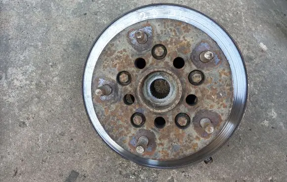 Ford Transit Front wheel hub