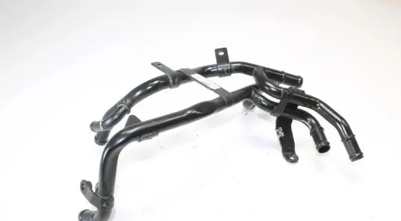 Audi A4 S4 B9 8W Engine coolant pipe/hose 04L122157CC