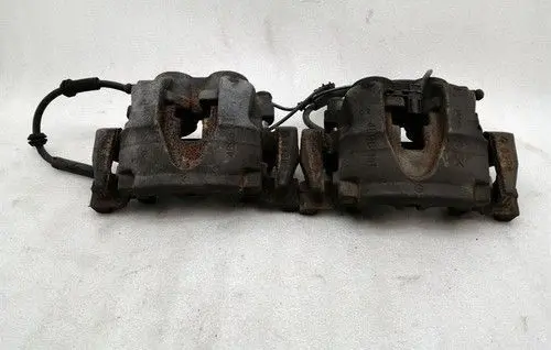 Mercedes-Benz ML W166 Front Brake Caliper Pad/Carrier A1664210581