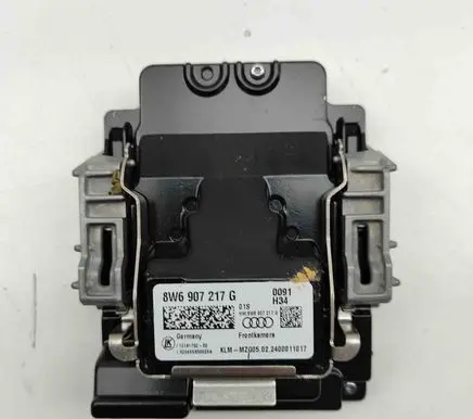 Windshield/windscreen camera