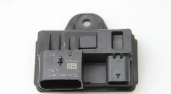 BMW X5 F15 Glow plug pre-heat relay 8519472