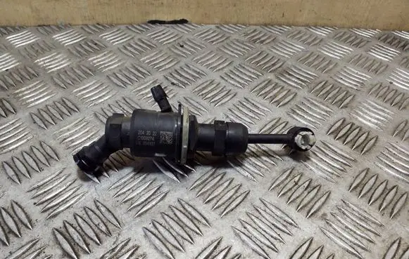 Nissan NV400 Clutch master cylinder C1009274 VS804837