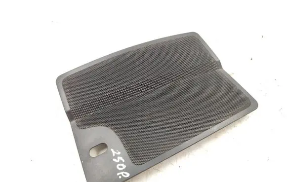 BMW 5 E60 E61 Dash center speaker trim cover 7034131 70631059 5195001