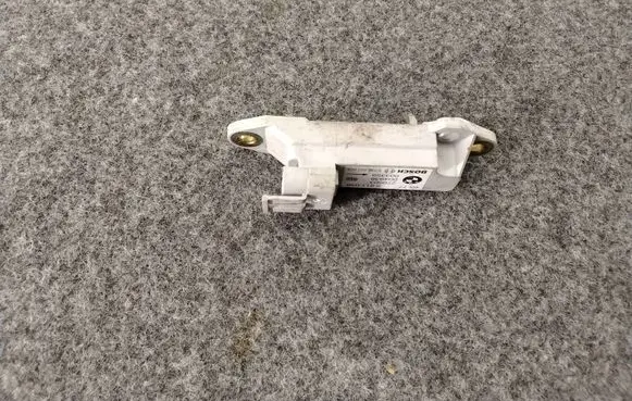 BMW X5 E53 Airbag deployment crash/impact sensor 6911038 270503 0285002064