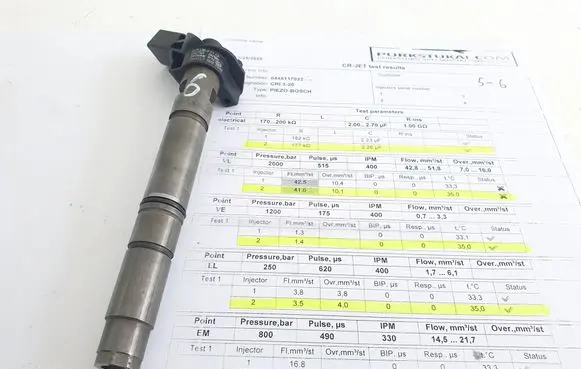 Audi A6 S6 C7 4G Fuel injector 059130277CD 0445117022