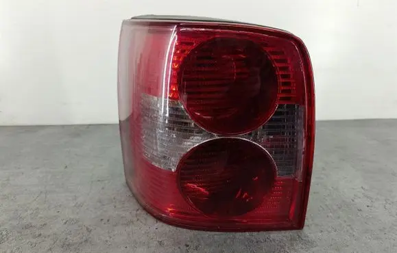 Volkswagen PASSAT B5.5 Rear/tail lights 11-A210B