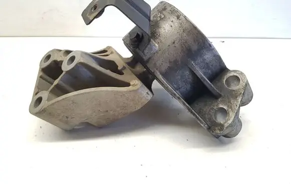 Opel Combo D Engine mount bracket 00517991100 nr8712