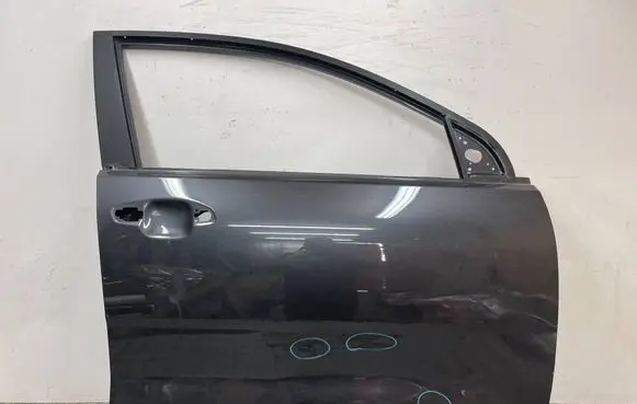 KIA Stonic Front door
