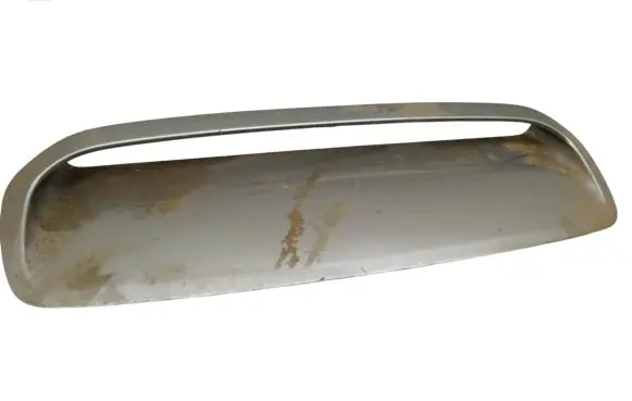 Subaru Legacy Engine hood trim 
