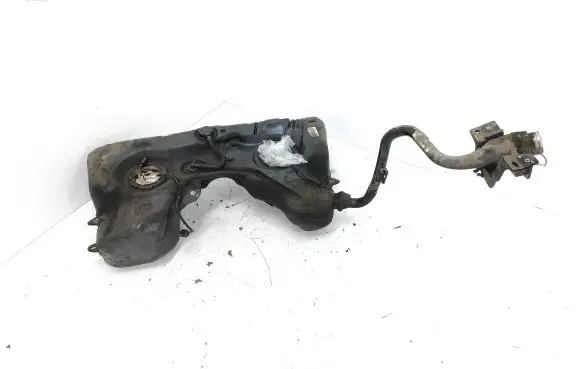 Audi Q3 8U Fuel tank 135GPOC098162L