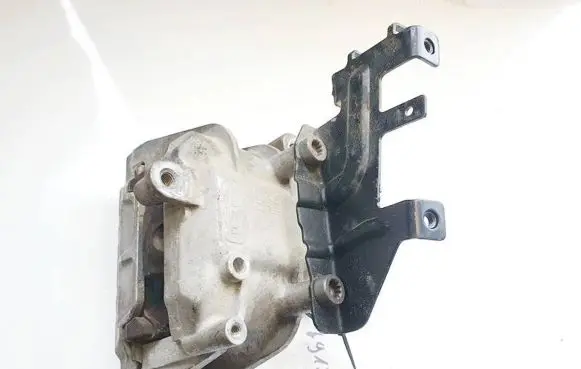 Skoda Superb B6 (3T) Engine mount bracket 1k0199262cb 5n0906257