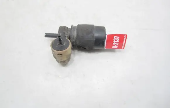 Audi A6 S6 C6 4F Headlight washer pump 