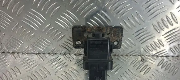 KIA Sorento Glow plug pre-heat relay 368302F000