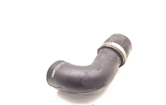 Volvo V60 Intercooler hose/pipe 31338572