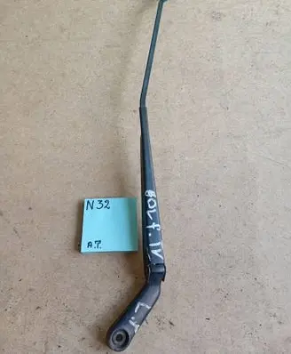 Volkswagen Golf IV Front wiper blade arm 65956565