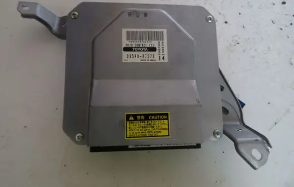 Toyota Prius (XW20) ABS control unit/module 8954047070