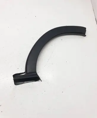 Volvo S60 Front arch trim 31306890 31306891