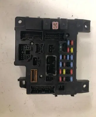Citroen C-Crosser Fuse box set 8637A319 519087A18